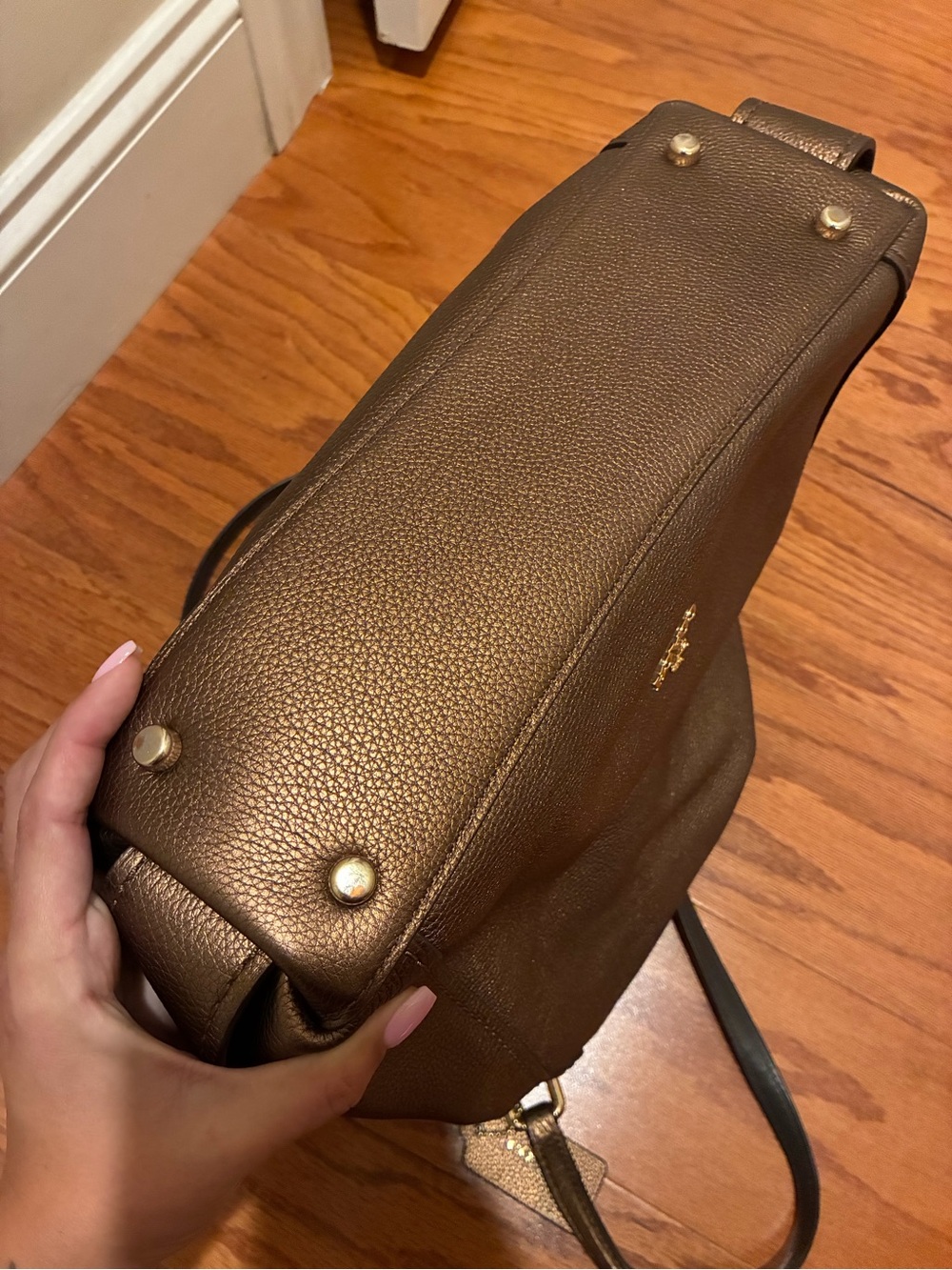 Coach Brown Leather Shoulder Bag with Gold Hardware -Purse - Picture 14 of 15